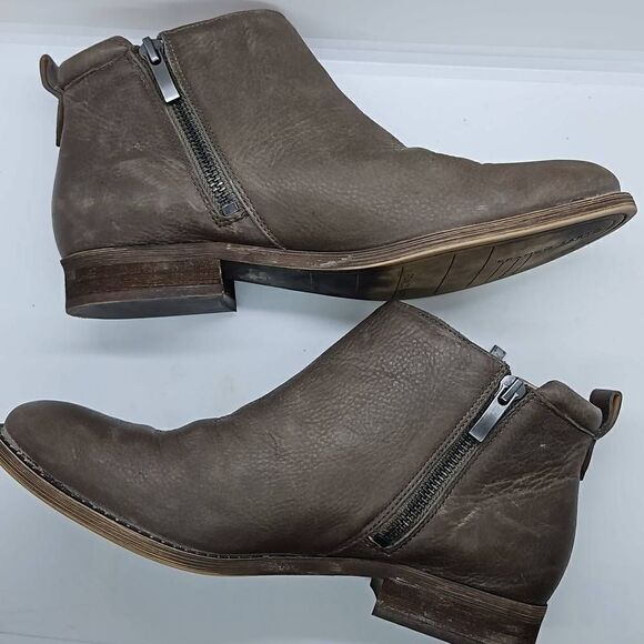 Franco Sarto Keegan Side Zip Ankle Zip Taupe Womens Size 7.5 Leather Bootie - Picture 2 of 7